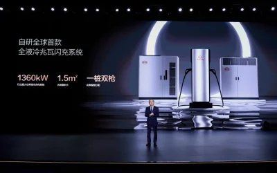 BYD : Les modèles Tang L et Han L repoussent les limites avec 1 000 V et 1 000 kW.